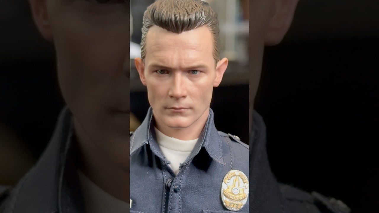 Hot Toys TERMINATOR T-1000!! 