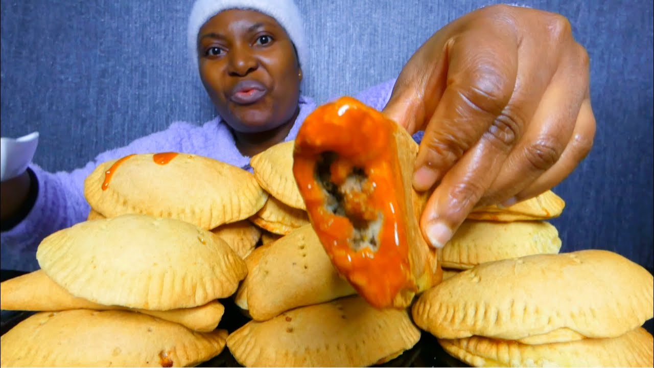 Asmr mukbang Cooking and Eat With Me delucious Nigerian meat pie