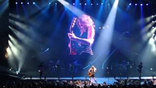 Taylor Swift Singing Iris with Johnny Rzeznik Goo Goo Dolls LIVE HD