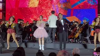 ALLY x Two Popetorn [FANCAM] 211125 @Quarter park #EMWINTERWONDERLAND2021 #THEJOURNEYOFJOY