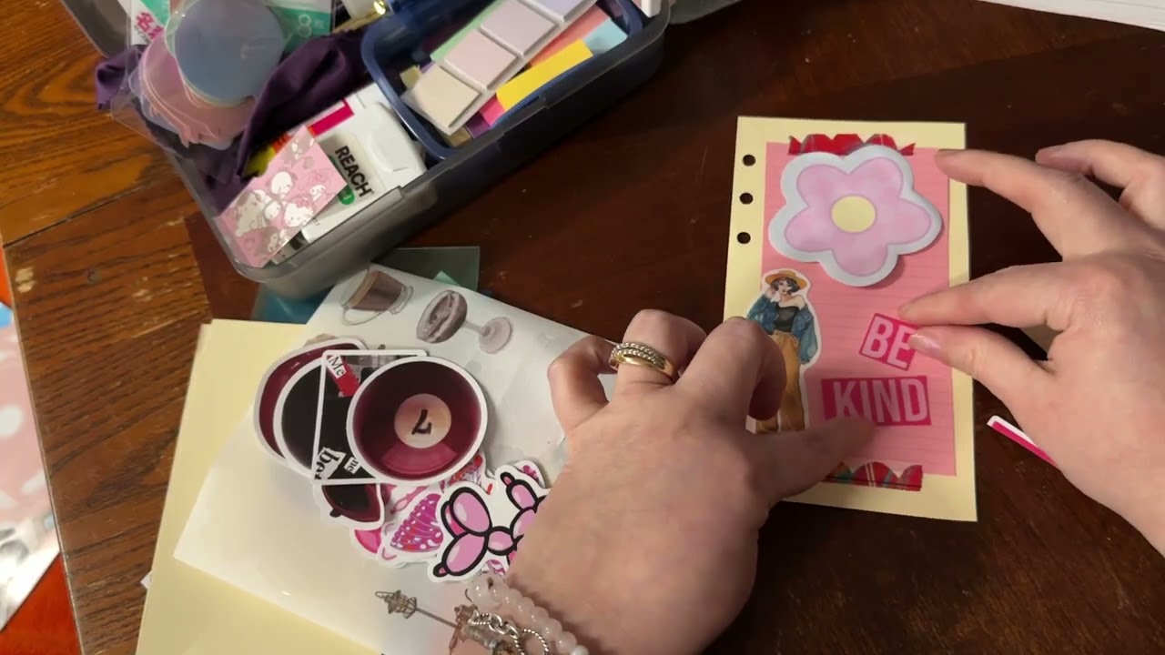 Создайте свой собственный календарь для выбора колец и сделайте его уникальным… используя случайн...