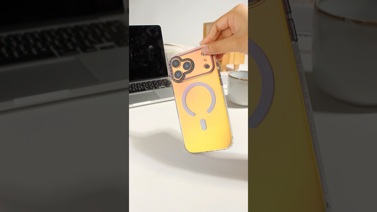 Kyoto Sakura Mist 🌸 | The Color-Shifting Case for iPhone 17