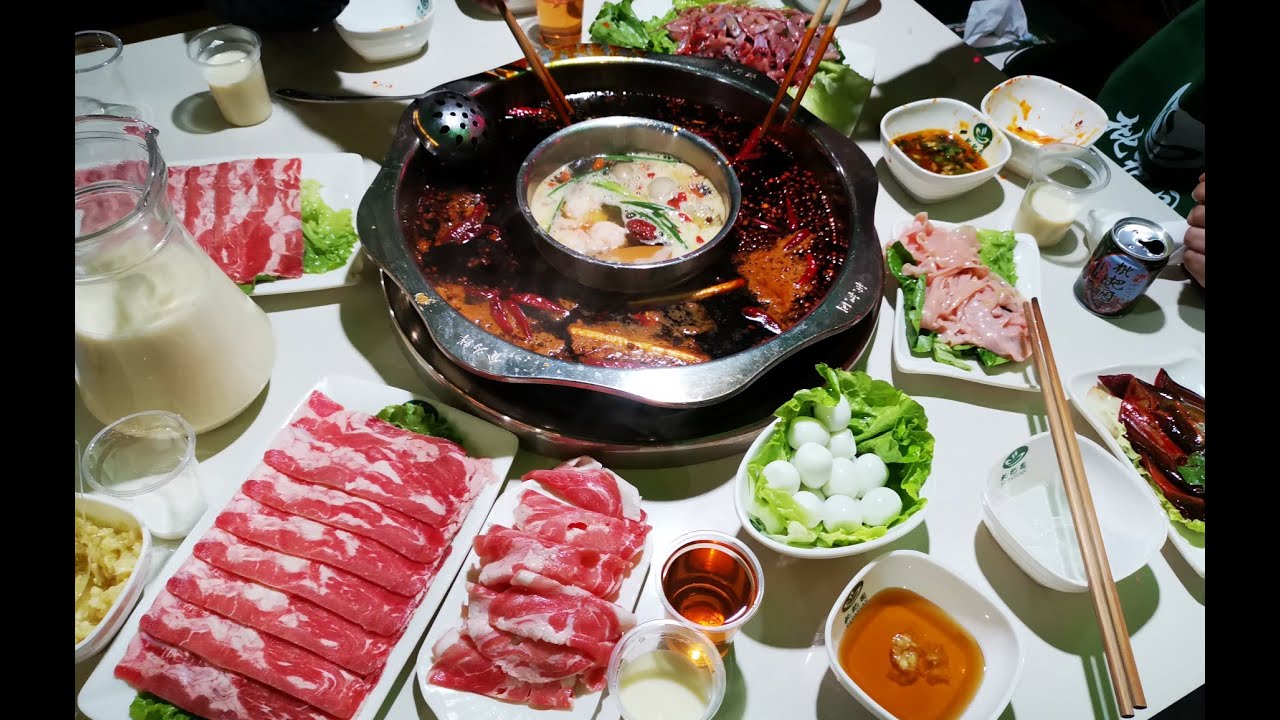 World's Largest Hot Pot Restaurant! (Pipa Yuan, Chongqing)枇杷园火锅,重庆市