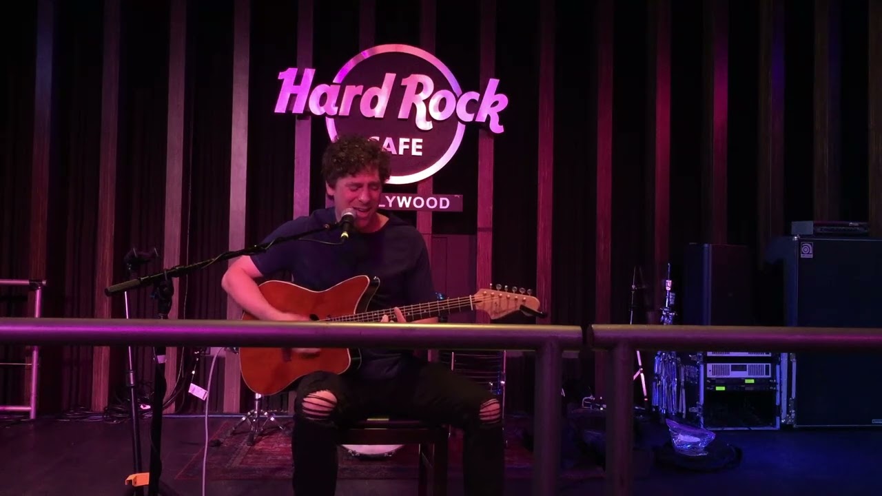 Vic Hightaian Live at Hard Rock Cafe Los Angeles 2023 - Reckless