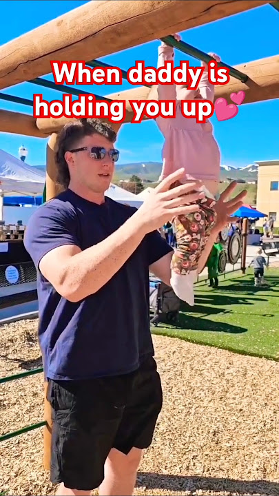 See how she held on😱💕#baby #cute #cutebaby #shortsviral