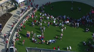 Atlanta Braves home opener | Fans filling up stadium, players practicing before game