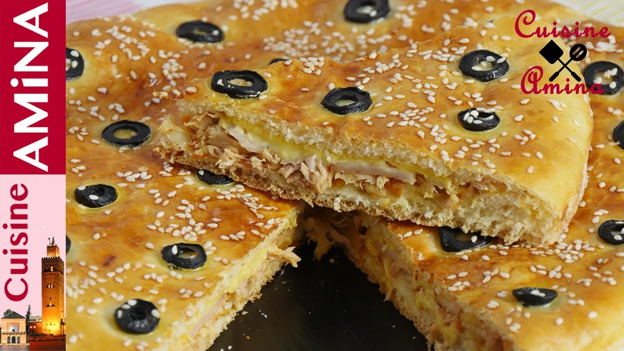 أبهري ضيوفك بأروع خبزة بيتزا بحشوة لذيذة وعجين سحري خفيف ورطب