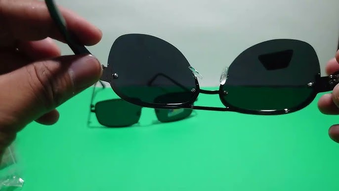 In-Hand review] Off-White Virgil sunglasses. Black frame with blue