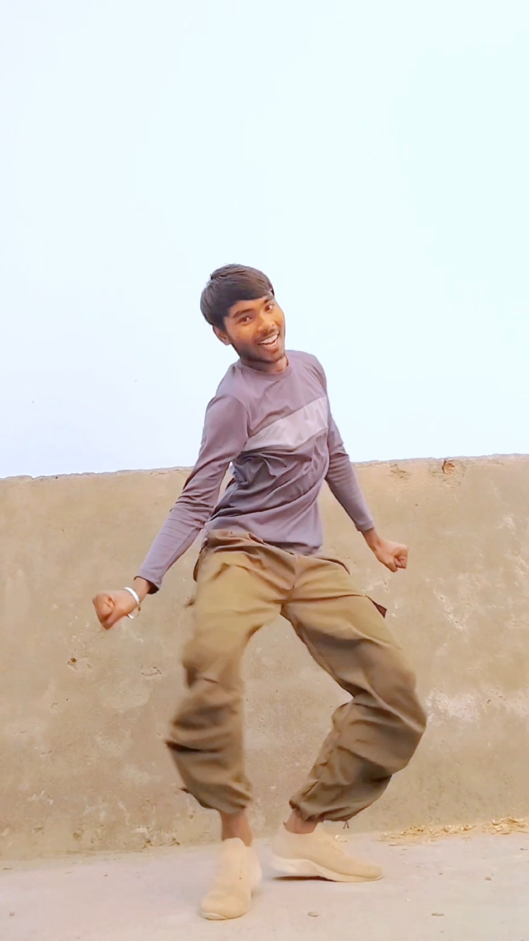 Nagan Si Lugai l Dance Cover l Vinod l #nagansilugai #trending #shorts #dance #explore
