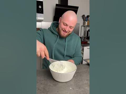 Медовый рулет 🍯 такой нежный, что тает во рту 🤤 - YouTube