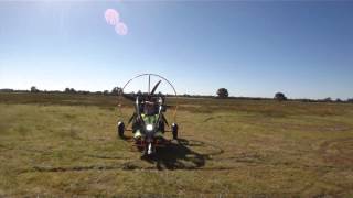 Taxiing The Xcitor Paratrike