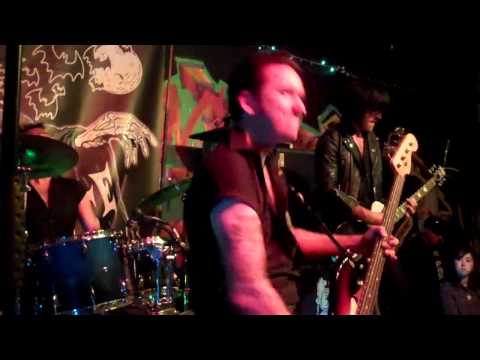 Calabrese - Zombie I - Live 924 Gilman