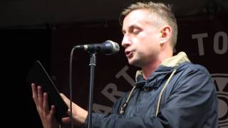 картинка: Жадан: „Візьми листи“ та „Чого лише не побачиш на цих вокзалах“