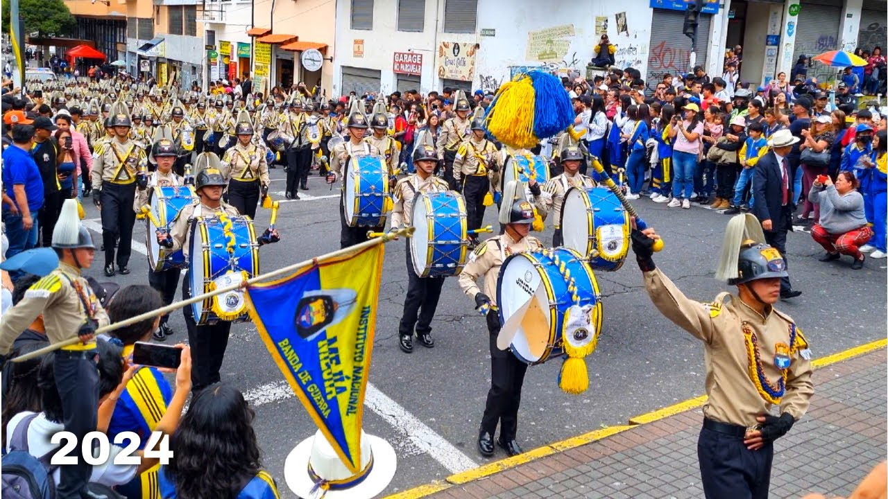 ¡127 Años del Instituto Nacional Mejía! 🎉 Desfile de Bastoneras y Banda de Guerra 2024