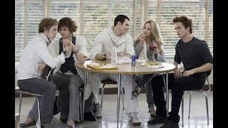 Cena do filme CREPUSCULO Primeiro encontro de Bella e Edward