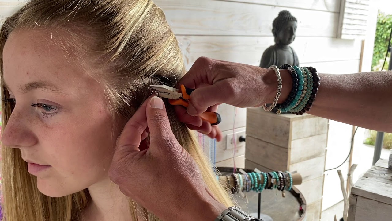 How to put the IBIZA Hairwraps 'Bohemian' in your hair. - YouTube How To Put The Ibiza Hairwraps 'Bohemian' In Your Hair. - Youtube