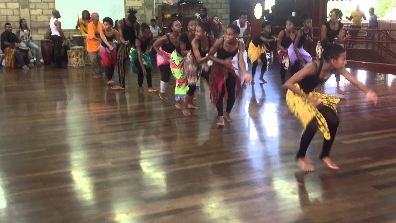 Afia Walking Tree Teaches Dance at Edna Manley Sch For Performing Arts