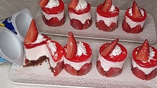 حلوة لاكريم ! ميني فريزي او كيكات الفراولة بكريمة اكثر من رائعة Gateaux sans four ! Fraisier facile