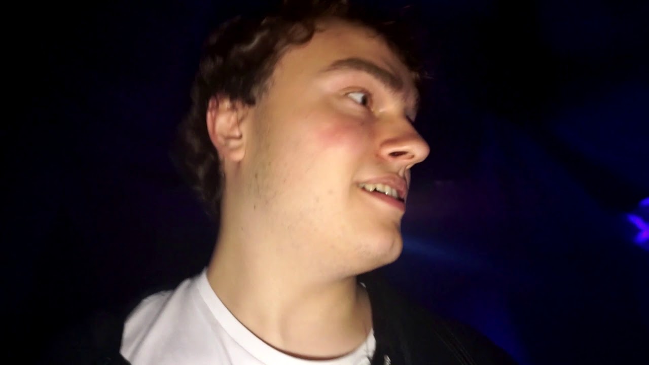 TERRIFIED IN BIG TOP MAZE AT THORPE PARK FRIGHT NIGHTS 2017