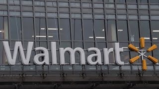 Walmart calls on Congress to raise minimum wage, talks global markets