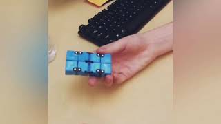 Work Desk Fun: Infinity Cube (CONCENTRATION  BOOSTING FIDGET TOY)