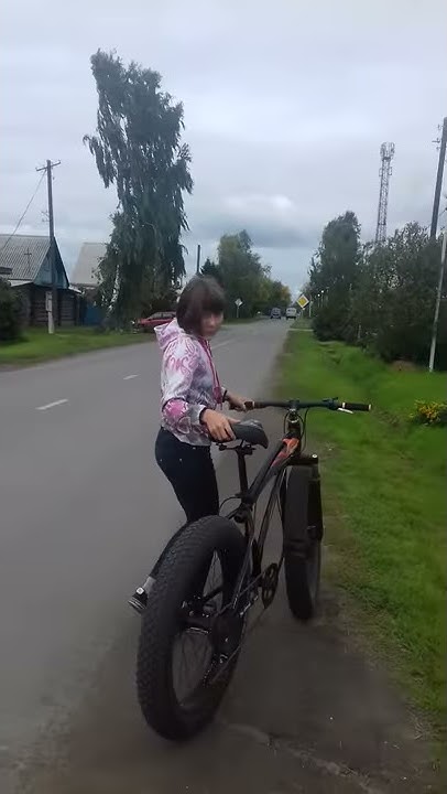 Велик с большими колесами - YouTube