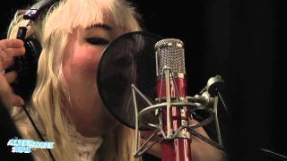 Austra - &quot;The Choke&quot; (Live at WFUV)