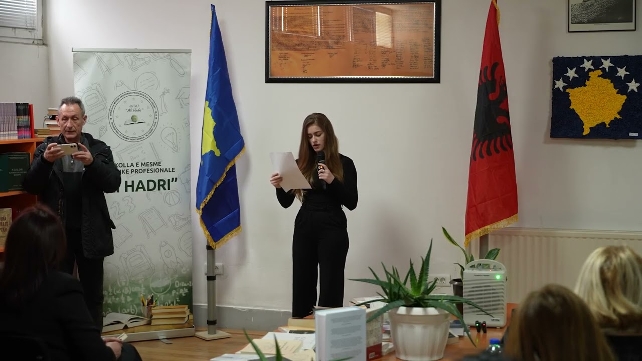 Në Shkollën ‘’Ali Hadri’’ Në Pejë u mbajt ora letrare kushtuar festës së Pavarësisë së Kosovës  17 s