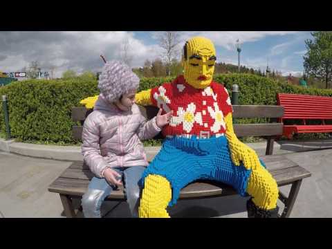 Legoland deutschland. ЛАУРА в Леголенде. А ОН ХРАПИТ. ЖИВЫЕ ФИГУРКИ ЛЕГО