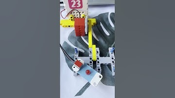 Programa con MakeCode, un motor con un potenciómetro para agitar una superficie construido con Nezha