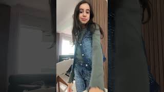 Provando Roupas Da Ticket