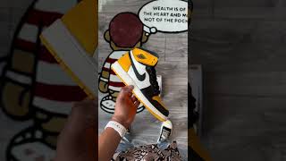 Unboxing Air Jordan 1 Taxi Yellow Toe #sneakerunboxing #jordan1