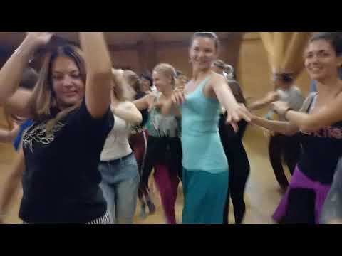 Танцевальная свободная импровизация на вечеринке Карпатский йога фест - CYF