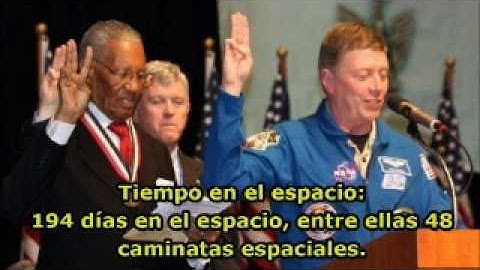 Michael E. Fossum (Mike Fossum)