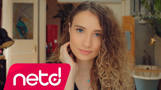 Seksi qizlar it uslubi video