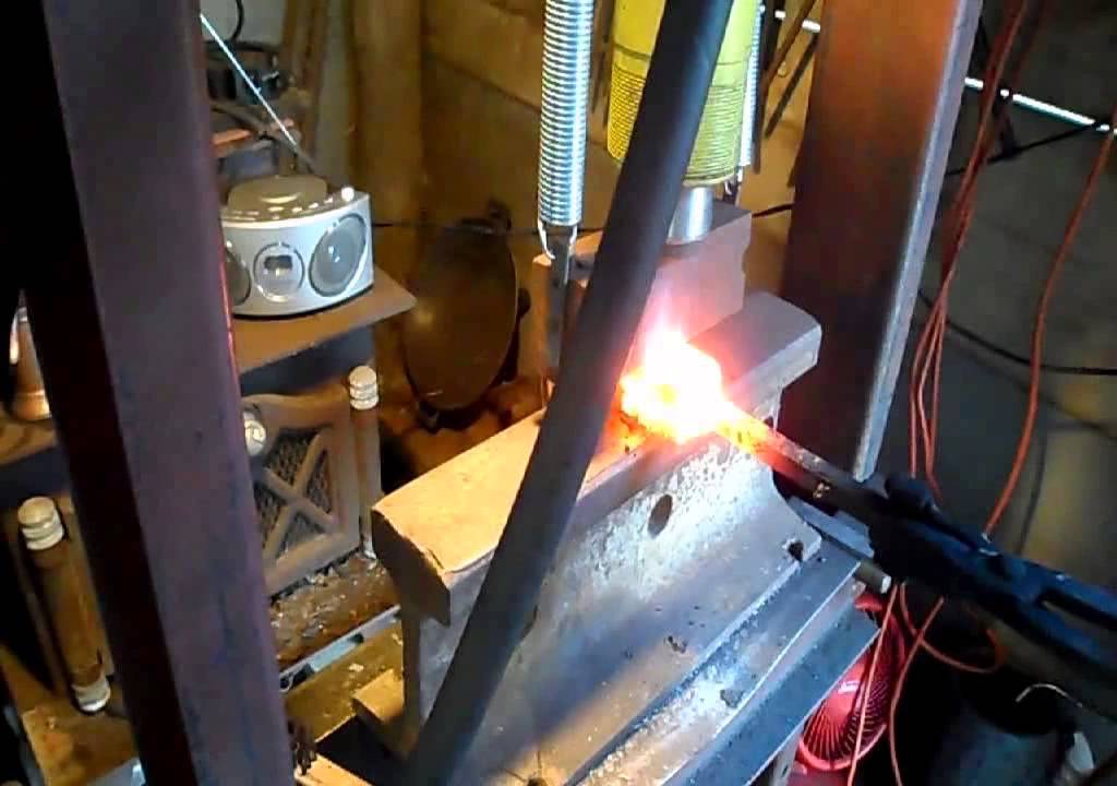 Welding a Damascus Billet YouTube
