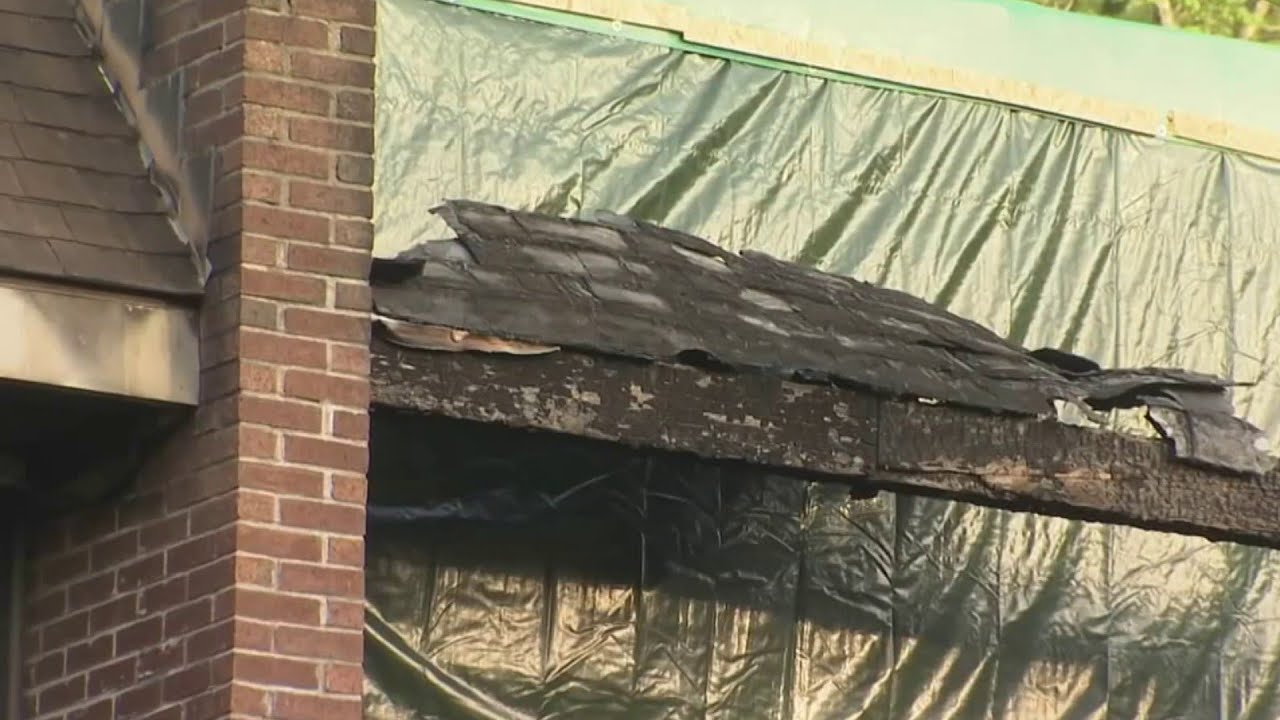 Displaced tenants speak out at meeting six weeks after apartment ...