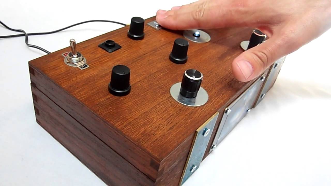 RC CIRCUIT BENT 'ECHO MYSTIQUE' ATMOSPHERIC AMBIENT DRONE SOUND SYNTHESISER MKII