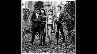 The Cramps - Eyeball In My Martini