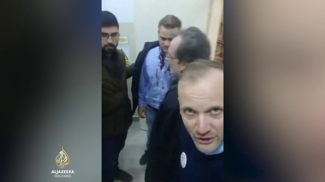 ردود فعل عنيفة من المعارضة عقب الهجوم على زعيم حزب اليسار الصربي