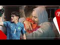 غالبتها الدموع بعد تألق ابنها بالمونديال لحظات مؤثرة بين حارس مرمى المنتخب طه بنغوزيل ووالدته