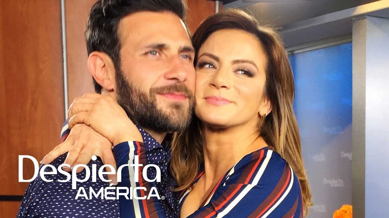 'Déjate caer en tentación' con Silvia Navarro y Carlos Ferro