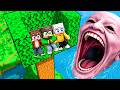 Ho COSTRUITO una CASA SULL'ALBERO per SCAPPARE dal HUMAN HEAD SEA MONSTER in Minecraft