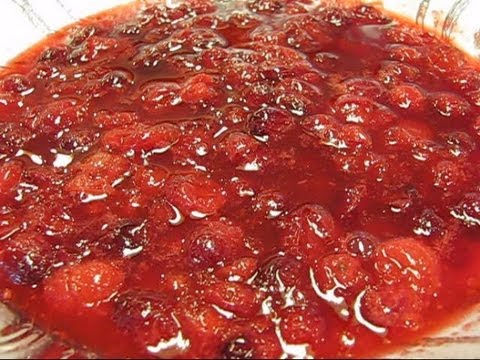 Betty's Strawberry Cranberry Sauce