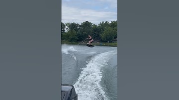 Couple wakeboard tricks behind the boat #wakeboarding #air #tricks #shorts