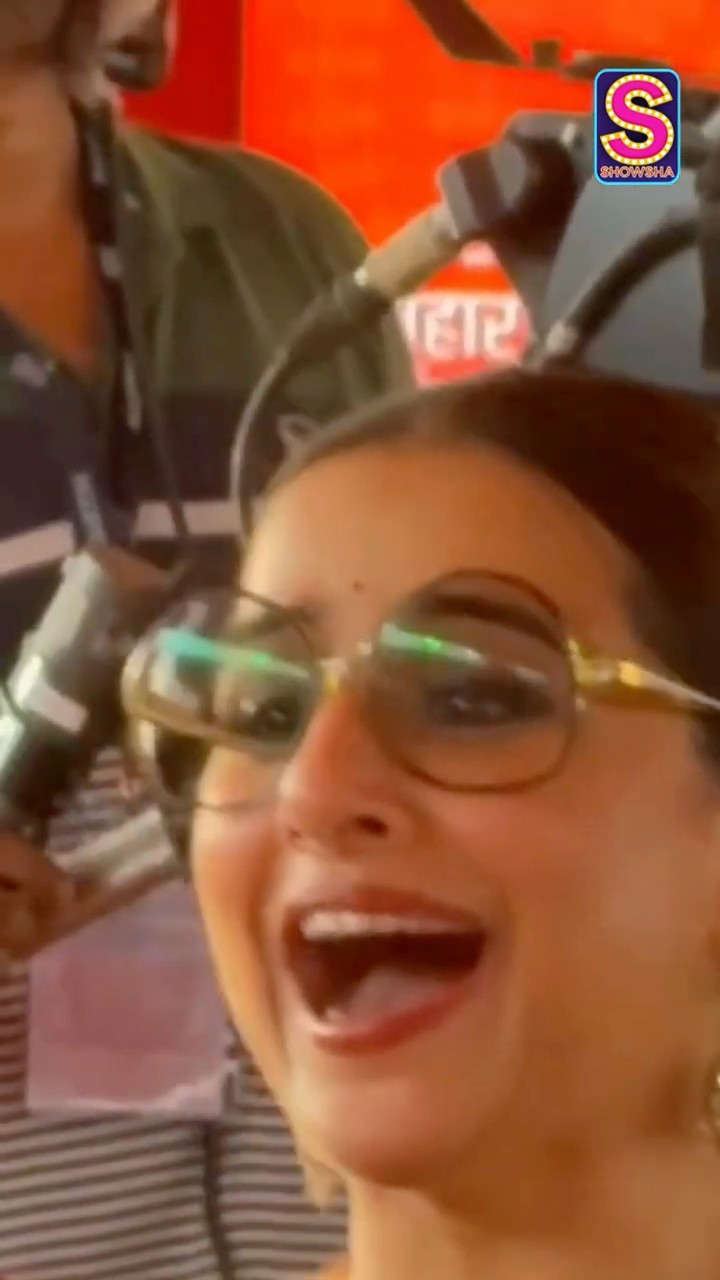 Vidya Balan Greets Sachin Tendulkar And His Wife Anjali Tendulkar At Oath Taking Ceremony | N18S