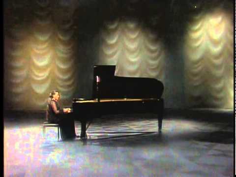 Viktoria Postnikova plays Mendelssohn Songs without Words - video 1984