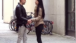 Trik Dapat Ciuman Gratis dan Pegang pegang Wanita - Durasi: 6.48. 