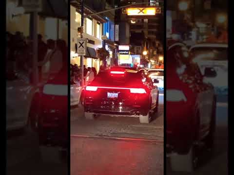 Audi SQ8 vs.