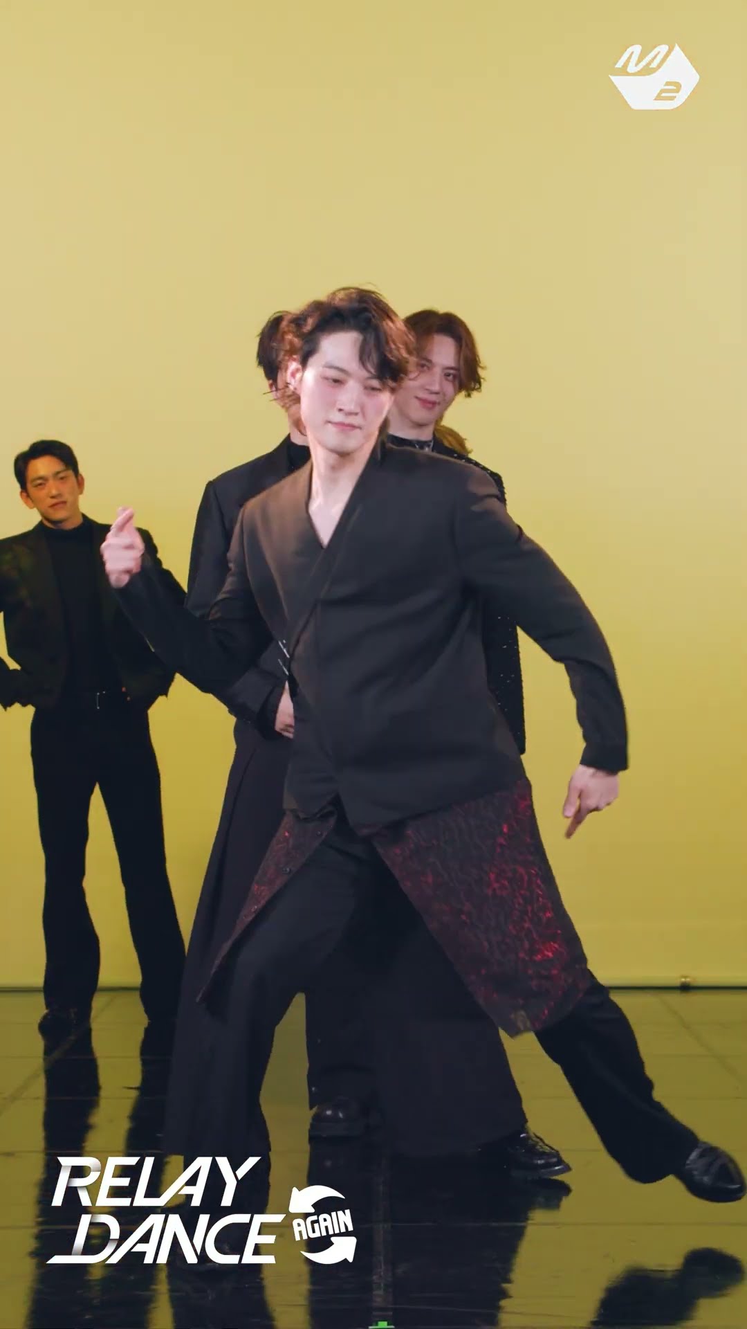 웃으면서 하드캐리 추는 제이비가 좋다!!!!! | 릴레이댄스 어게인